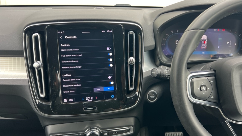 Used Volvo XC40 2023 for sale - 76780353: Photo 22