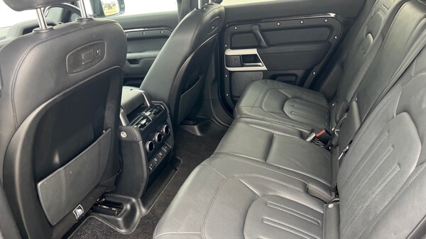 Used Land Rover Defender 2021 for sale - 75618616: Photo 14