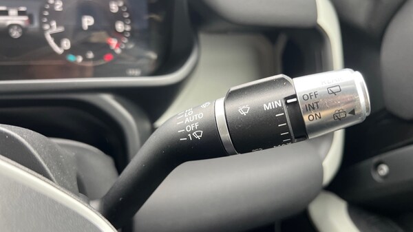 Used Land Rover Defender 2021 for sale - 75618616: Photo 23