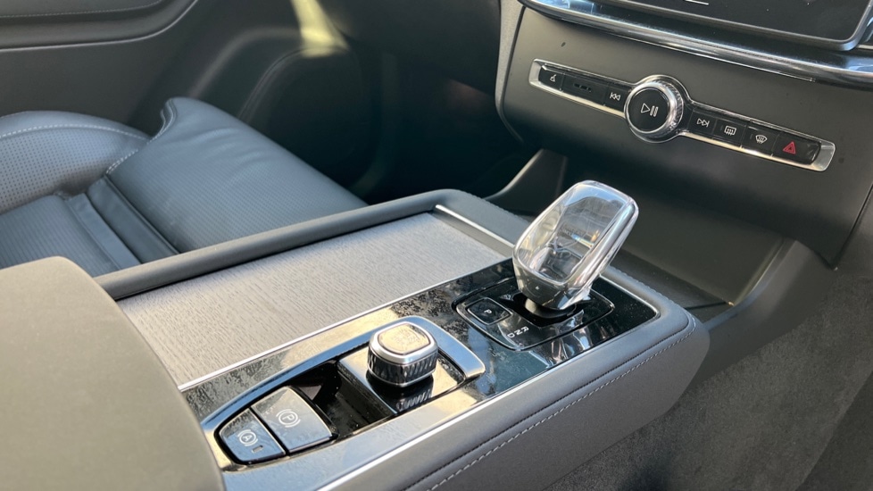 Used Volvo XC90 2025 for sale - 76817661: Photo 14