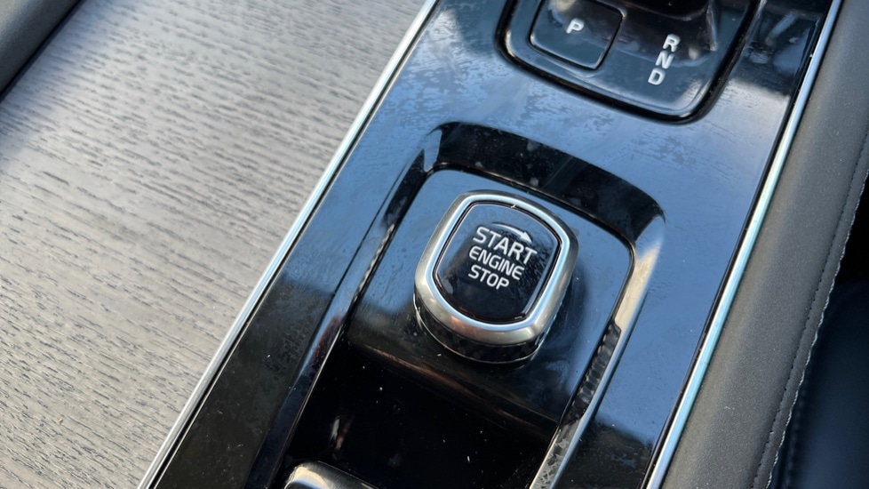 Used Volvo XC90 2025 for sale - 76817661: Photo 27