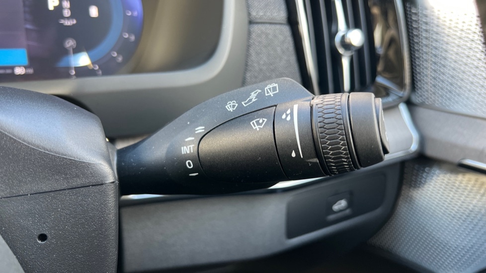 Used Volvo XC90 2025 for sale - 76817661: Photo 29