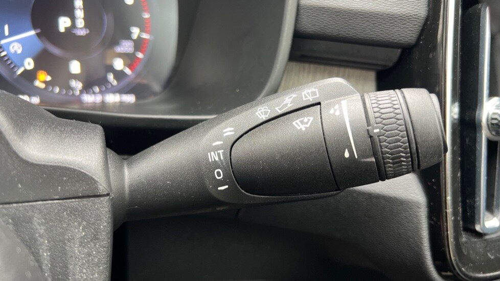 Used Volvo XC40 2020 for sale - 76241644: Photo 29