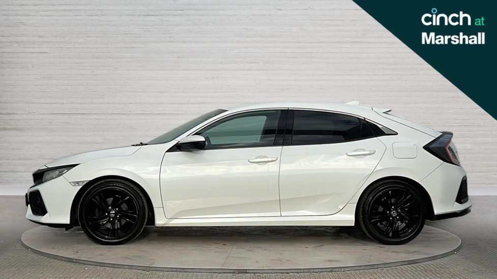 Used Honda Civic 2018 for sale - 76587008: Photo 6