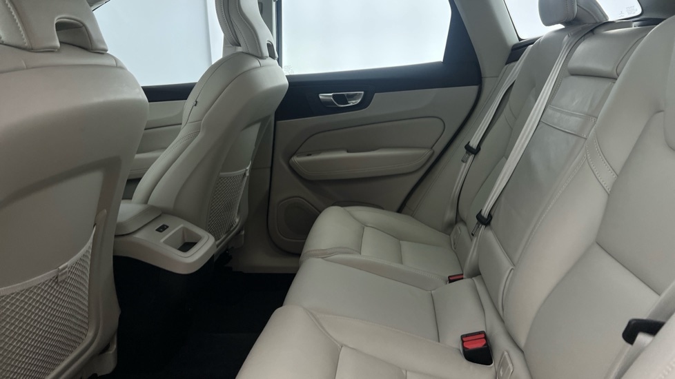 Used Volvo XC60 2021 for sale - 76493949: Photo 7