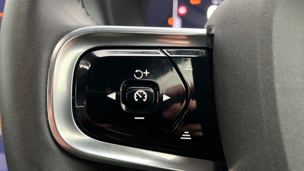 Used Polestar Polestar 2 2022 for sale - 76872734: Photo 25