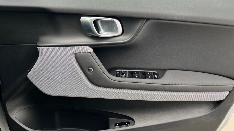 Used Polestar Polestar 2 2022 for sale - 76872734: Photo 32