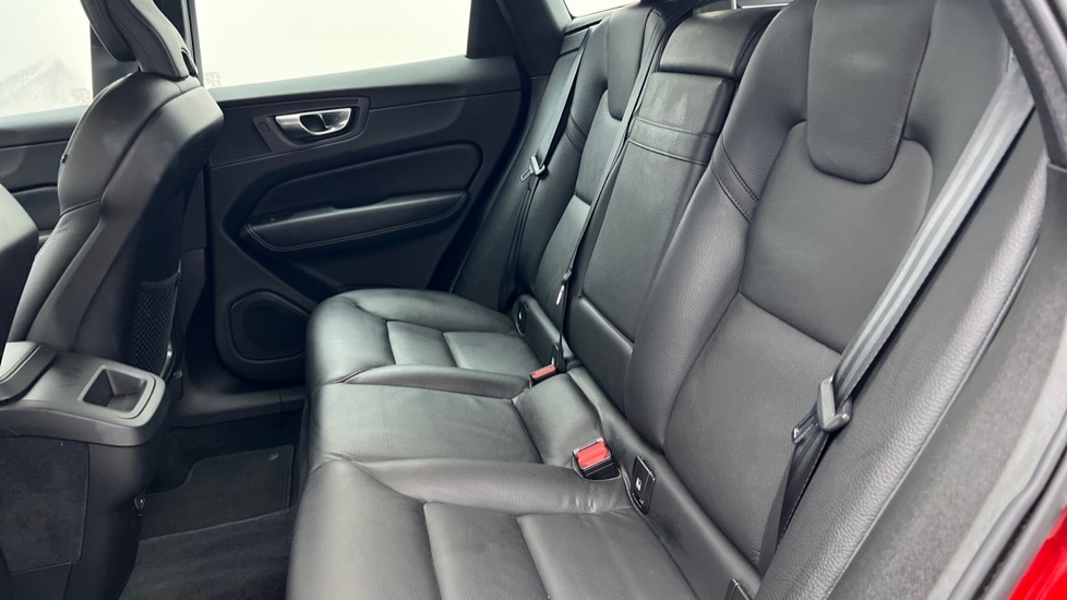 Used Volvo XC60 2021 for sale - 76894567: Photo 10