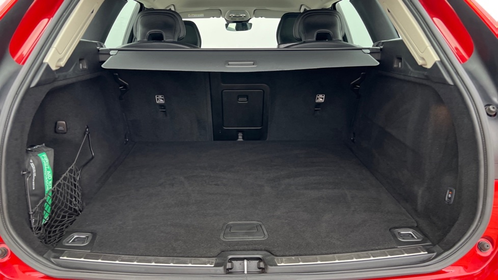 Used Volvo XC60 2021 for sale - 76894567: Photo 17