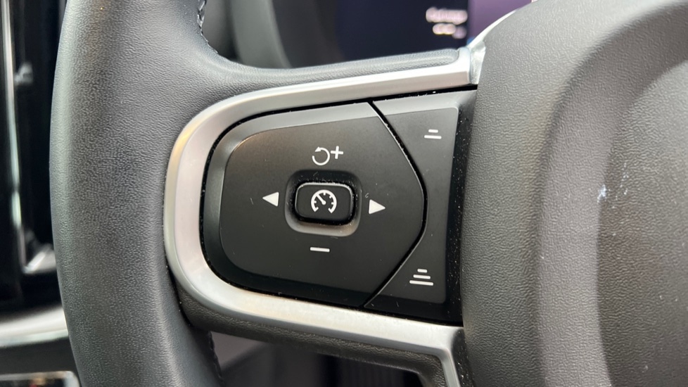 Used Volvo XC60 2021 for sale - 76894567: Photo 18