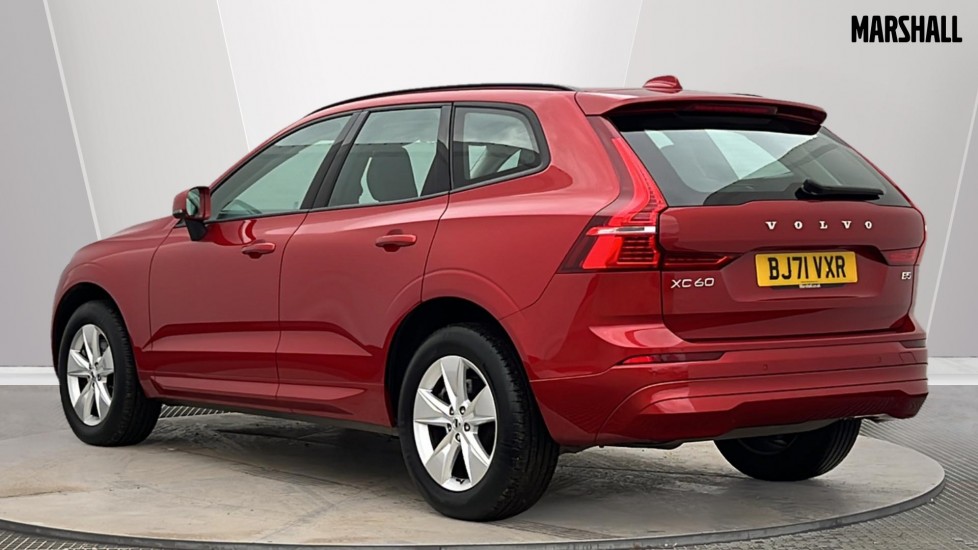 Used Volvo XC60 2021 for sale - 76894567: Photo 2