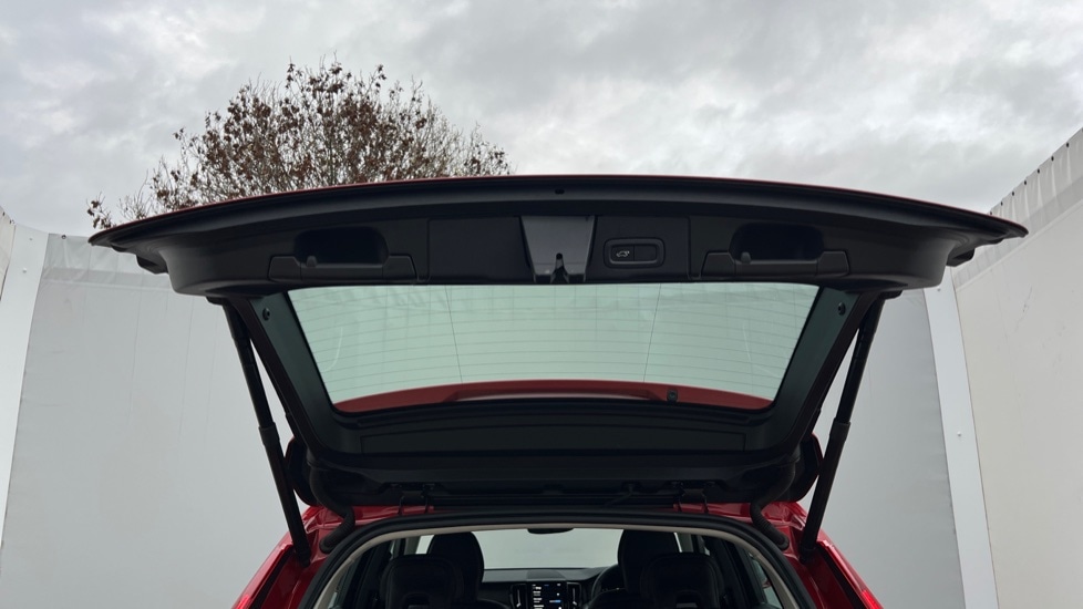 Used Volvo XC60 2021 for sale - 76894567: Photo 40