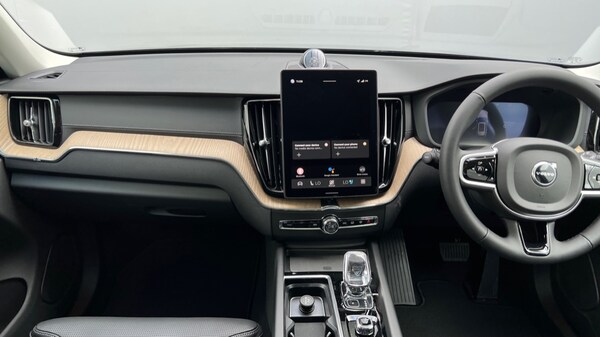 Used Volvo XC60 2025 for sale - 76217153: Photo 21