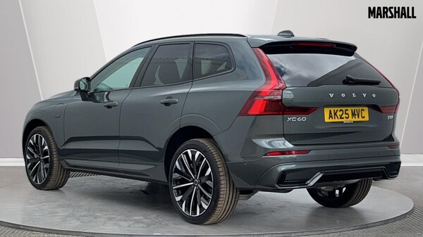 Used Volvo XC60 2025 for sale - 76217153: Photo 2