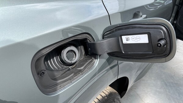 Used Volvo XC60 2025 for sale - 76217153: Photo 38