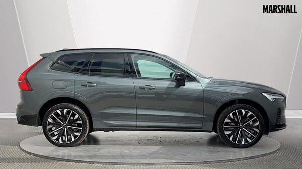 Used Volvo XC60 2025 for sale - 76217153: Photo 3