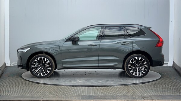 Used Volvo XC60 2025 for sale - 76217153: Photo 8