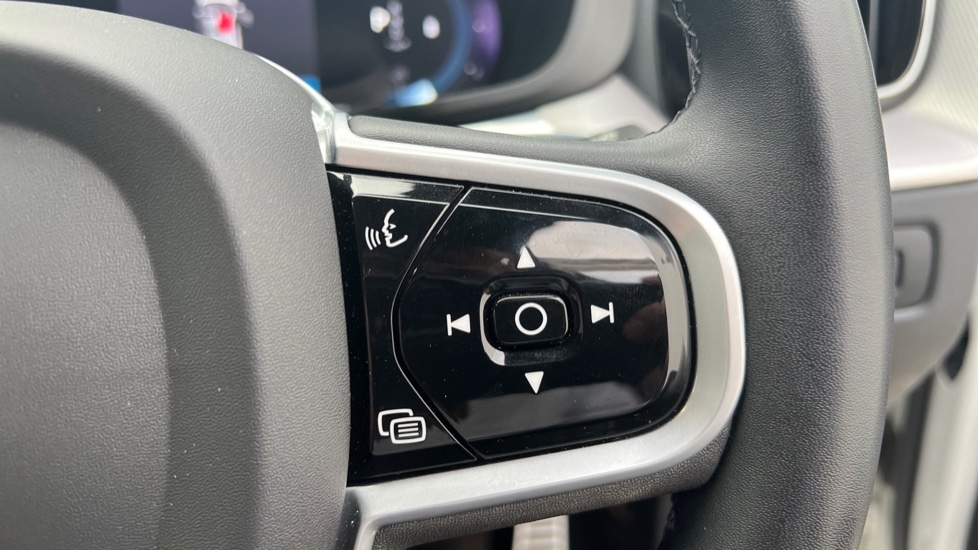 Used Volvo XC60 2021 for sale - 76871034: Photo 19