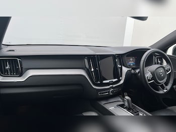 Used Volvo XC60 2021 for sale - 76871034: Photo