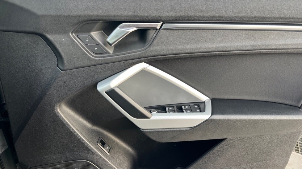 Used Audi Q3 2020 for sale - 76874683: Photo 31