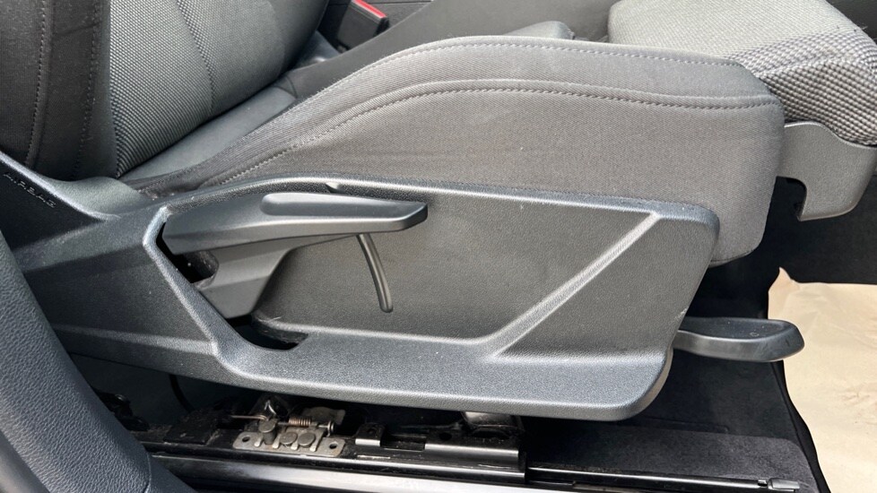 Used Audi Q3 2020 for sale - 76874683: Photo 32