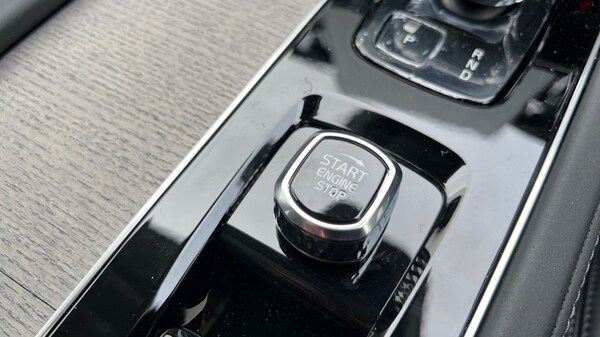 Used Volvo XC90 2025 for sale - 76112248: Photo 27
