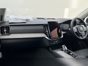 Used Volvo XC90 2025 for sale - 76112248: Photo 4