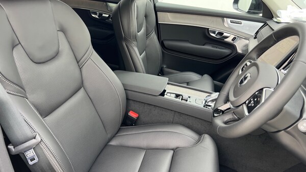 Used Volvo XC90 2025 for sale - 76112248: Photo 9