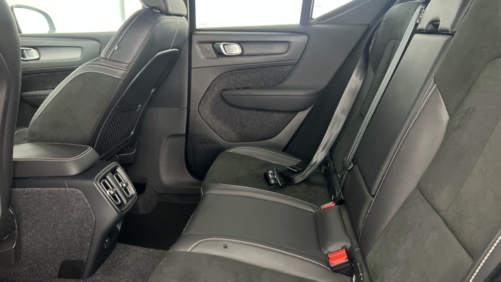 Used Volvo XC40 2021 for sale - 76874827: Photo 7