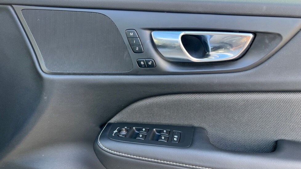 Used Volvo V60 2022 for sale - 75763969: Photo 15