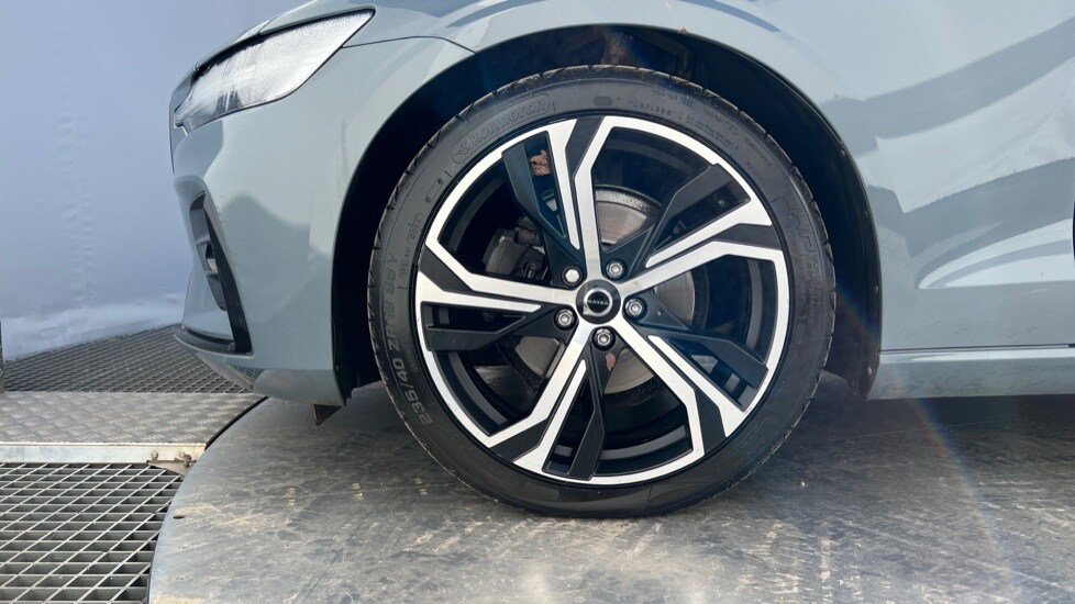 Used Volvo V60 2022 for sale - 75763969: Photo 24