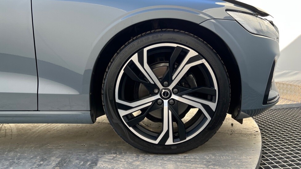 Used Volvo V60 2022 for sale - 75763969: Photo 25