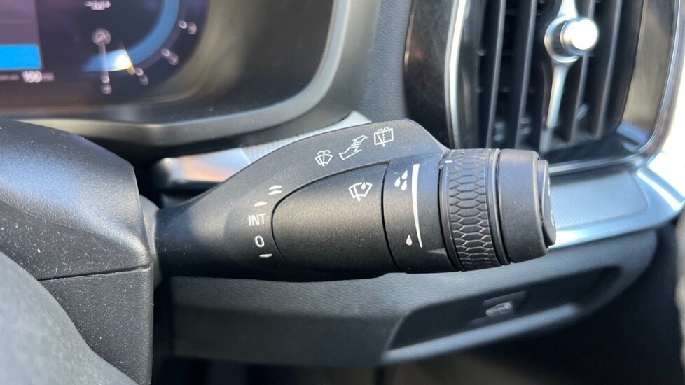 Used Volvo V60 2022 for sale - 75763969: Photo 29