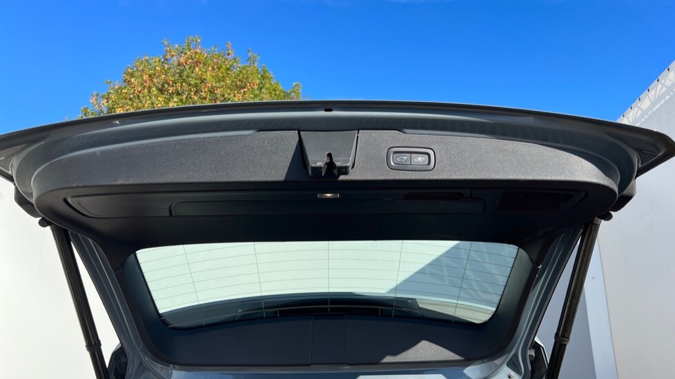 Used Volvo V60 2022 for sale - 75763969: Photo 39