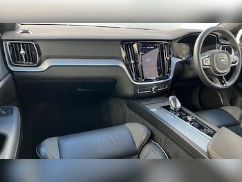 Used Volvo V60 2022 for sale - 75763969: Photo