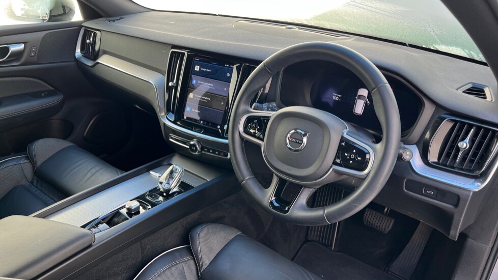 Used Volvo V60 2022 for sale - 75763969: Photo 5