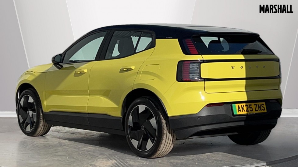 Used Volvo EX30 2025 for sale - 75775924: Photo 2