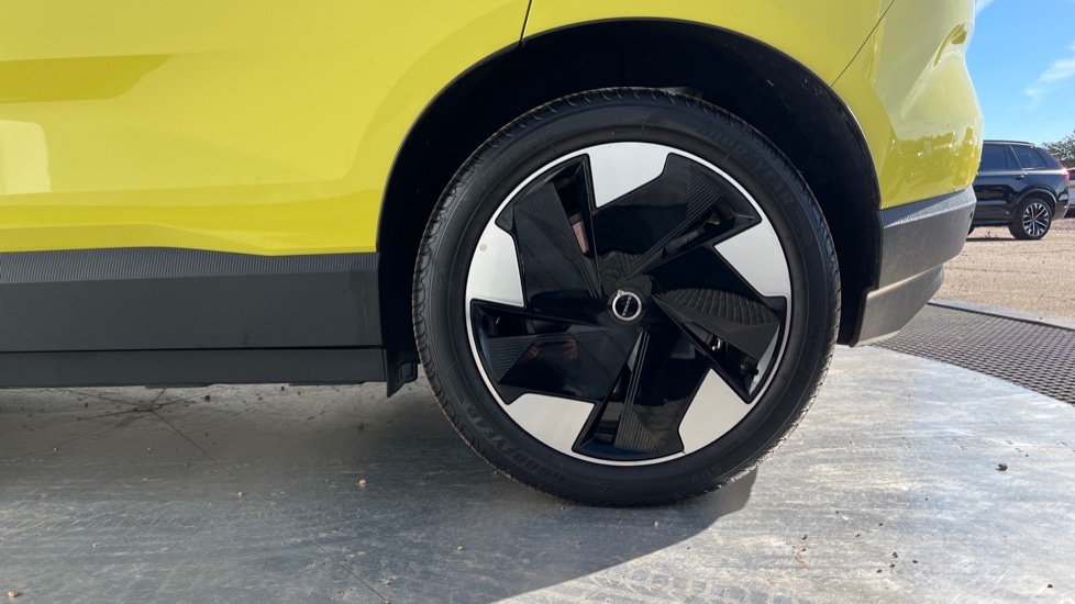 Used Volvo EX30 2025 for sale - 75775924: Photo 26