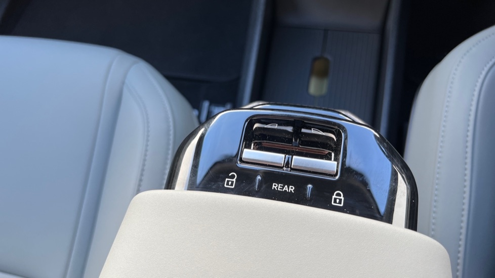 Used Volvo EX30 2025 for sale - 75775924: Photo 29