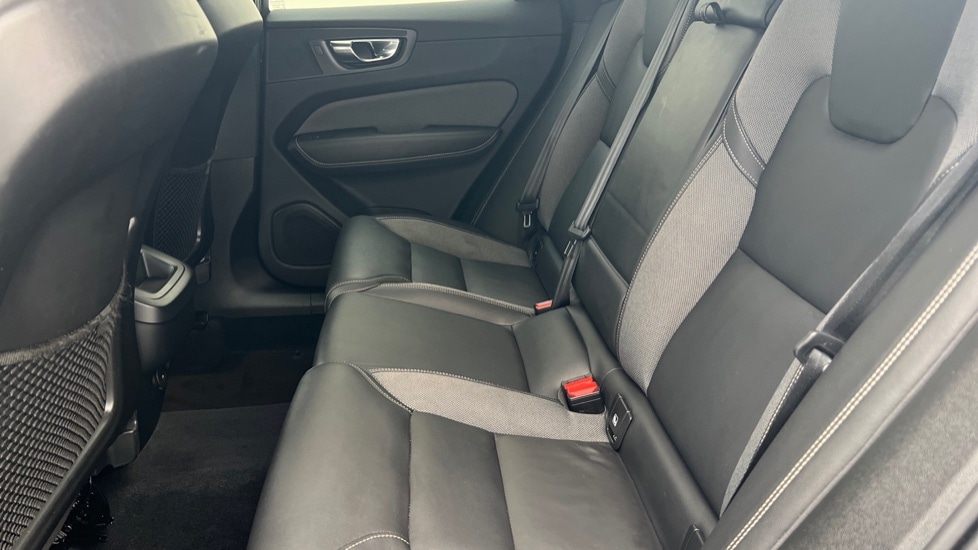 Used Volvo XC60 2021 for sale - 76203836: Photo 10