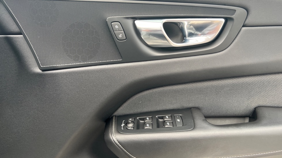 Used Volvo XC60 2021 for sale - 76203836: Photo 15