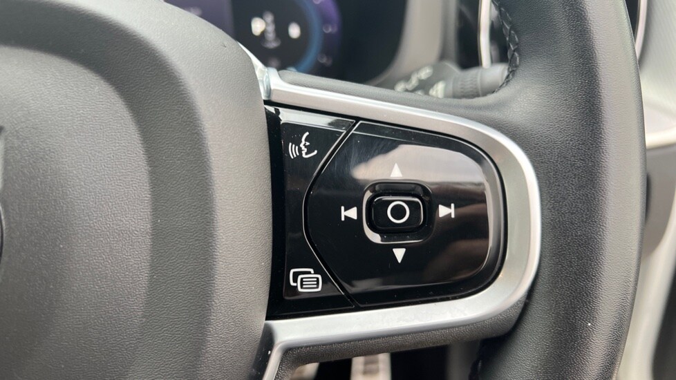 Used Volvo XC60 2021 for sale - 76203836: Photo 19