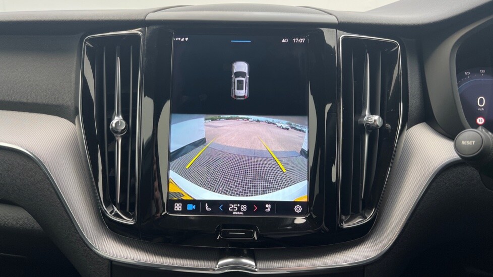 Used Volvo XC60 2021 for sale - 76203836: Photo 34