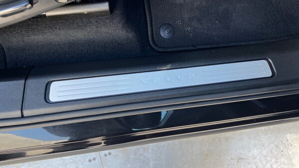 Used Volvo XC60 2025 for sale - 76124353: Photo 39