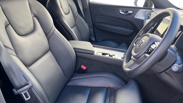 Used Volvo XC60 2025 for sale - 76124353: Photo 9