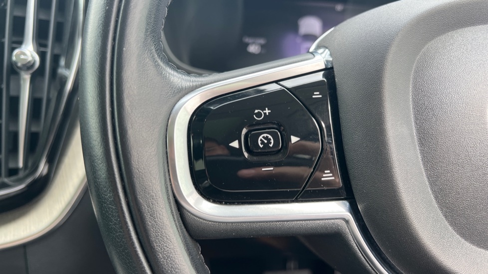 Used Volvo XC60 2022 for sale - 76095991: Photo 18
