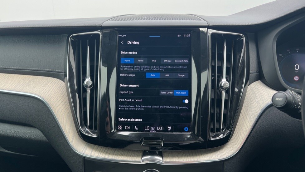 Used Volvo XC60 2022 for sale - 76095991: Photo 36