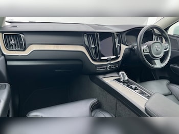 Used Volvo XC60 2022 for sale - 76095991: Photo 4