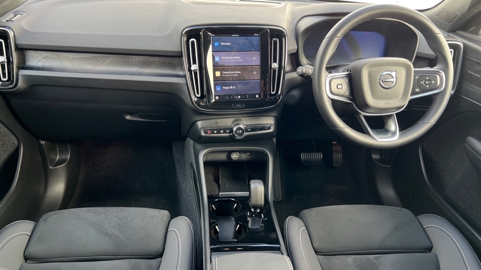 Used Volvo XC40 2025 for sale - 76868842: Photo 21