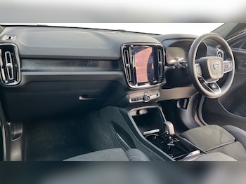 Used Volvo XC40 2025 for sale - 76868842: Photo